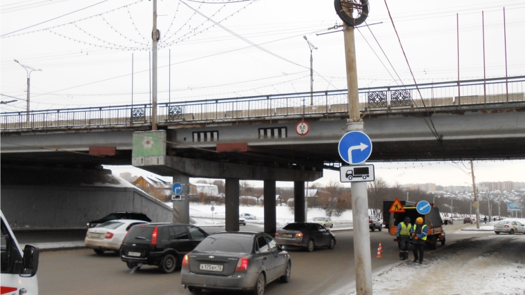 Въезд грузового транспорта на Гагаринский мост - ограничен!