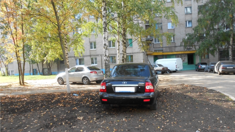 Парковка на чебоксарских газонах может стоить до 50 тысяч рублей